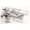 Image 1 : NEW 20PC HOMETRENDS SET OF FLATWARE