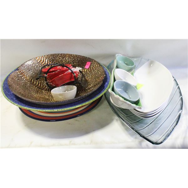 COLLECTIONS OF SERVING DISHES + PLATTERS