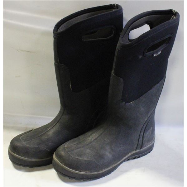 MENS SZ 10 BOGS INSULATED RUBBER BOOTS