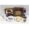 Image 1 : LOT OF COLLECTIBLES INCL WOOD