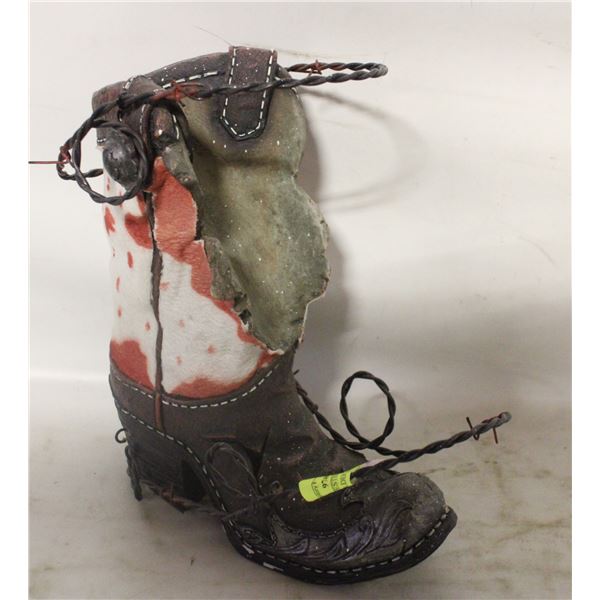 VINTAGE WESTERN COWBOY BOOT BOTTLE HOLDER
