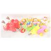 Image 1 : LOT OF VINTAGE TOYS