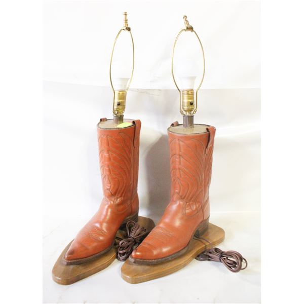 PAIR UNIQUE VINTAGE COWBOY BOOT LAMPS