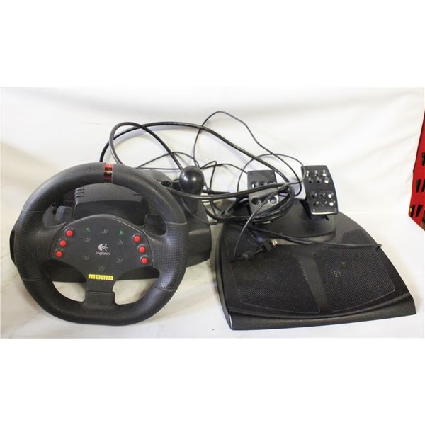 LOGITECH MOMO RACING WHEEL /PEDALS SET
