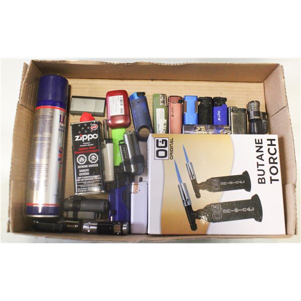 FLAT OF COLLECTOR LIGHTERS