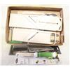 Image 1 : FLAT OF MISC KITCHEN ITEMS