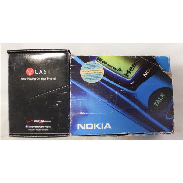 2 VINTAGE CELL PHONES WITH ACCESSORIES