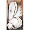 Image 1 : LOT OF ASSORTED VINTAGE CHINA