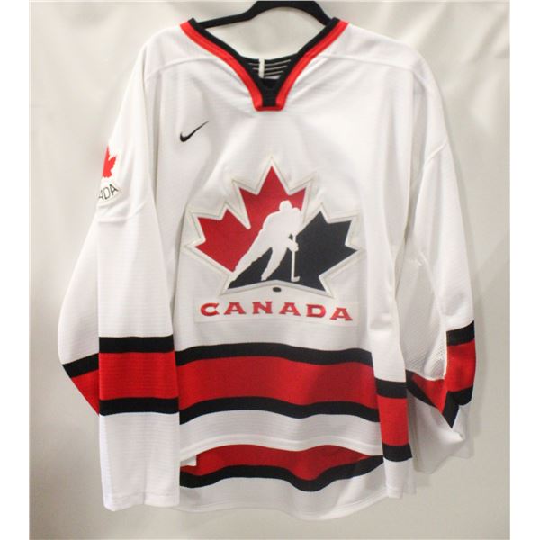 MENS XL TEAM CANADA HOCKEY JERSEY