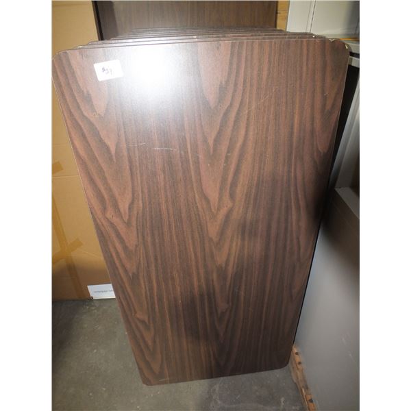 12 Folding Tables