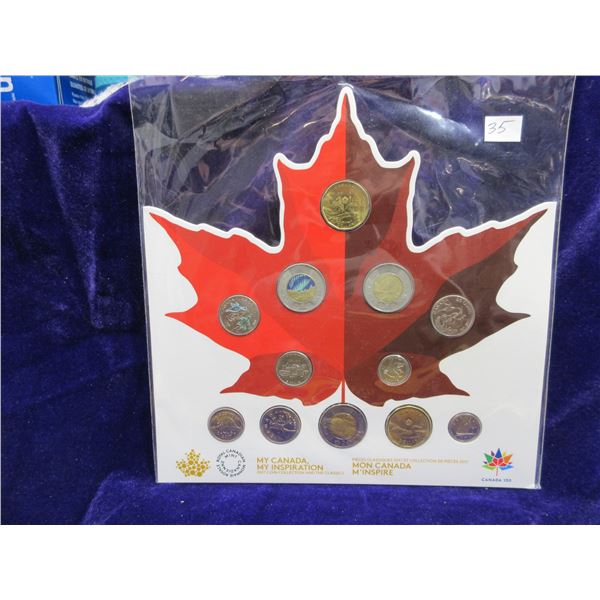 Canada 150 2017 coin board in maple leaf shape