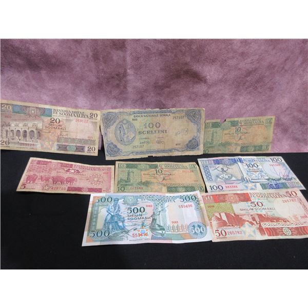 Assorted paper denominational notes from Somalia, assorted dates