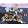 Image 1 : Lot of Assorted Costume Jewellery