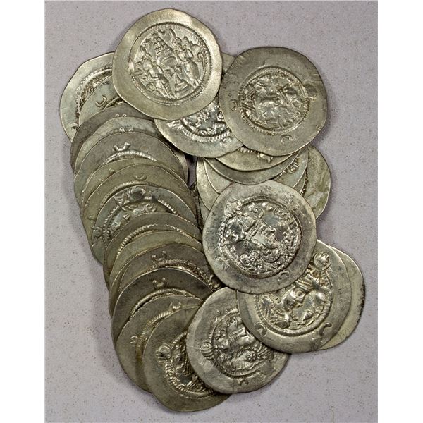 ANCIENT PERSIA: SASANIAN KINGDOM: Khusro I, 531-579, LOT of 30 silver drachms