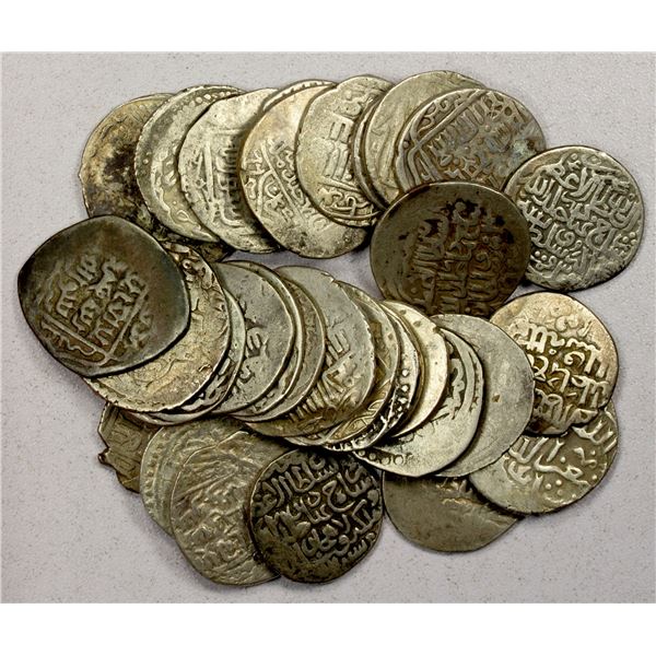 EARLY ISLAMIC: TIMURID: Shahrukh, 1405-1447, LOT of 32 silver tankas