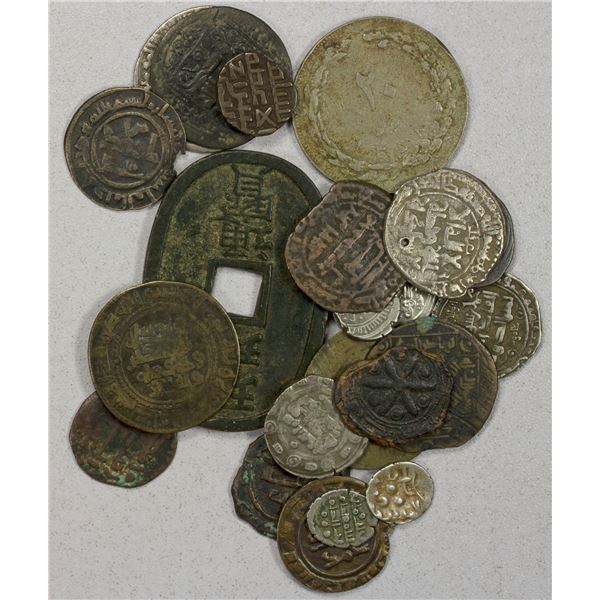 MEDIEVAL ISLAMIC: LOT of 9 silver and 14 copper coins