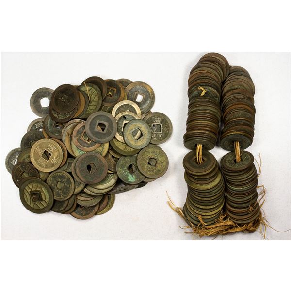 JAPAN: LOT of 216 coins