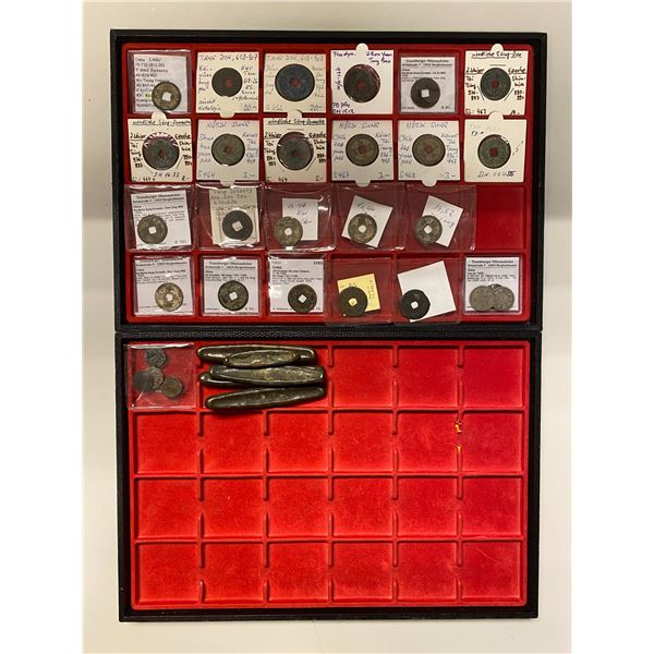 CHINA: LOT of 34 coins