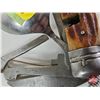 Image 4 : Multi-Function Folding Camping Tool