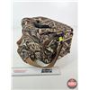 Image 16 : Flambeau Camo Hunting Bag, 2 Camo Caps & 2 Pairs of Hunting Gloves (Used)