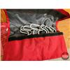 Image 16 : Eskimo QuickFish 3 Pop-Up Ice Fishing Shelter c/w Carry Bag & Ice Anchors