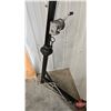 Image 4 : Game Hoist with Hand Winch, Steel Cable & Gambrel (7ft)