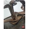 Image 6 : S. Newhouse No. 5 Double Long Spring Bear Trap (34"L)