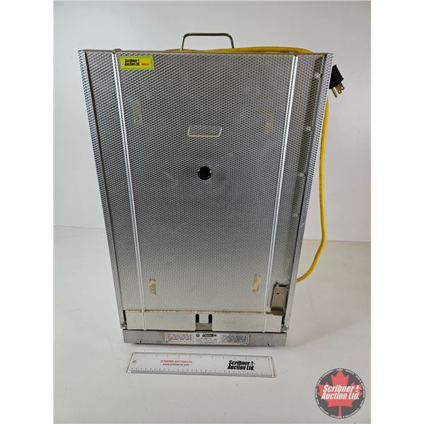 Coleman Versa Smoker : Model 6600A : Electric : c/w Wood Chips & Recipe Booklet