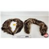 Image 1 : 2 Fur Shawls / Collars