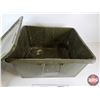 Image 3 : Scepter Olive Green Storage Tote : c/w Lid : Made in Canada