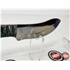 Image 3 : FerRustique Skinner Knife : Multicoloured Textured Handle : c/w Leather Sheath