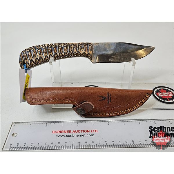 FerRustique Skinner Knife : Black & Tan Textured Handle : c/w Leather Sheath