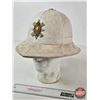 Image 8 : White Pith Helmet : c/w 42 Badge
