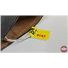 Image 10 : Socket Bayonet : c/w Leather & Brass Scabbard & Leather Frog