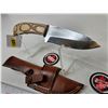 Image 3 : Skinning Knife : Laminate Wood Handle : c/w Leather Sheath