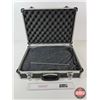 Image 3 : Hard Carrying Case : Black with Aluminum Trim