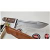 Image 2 : Survival Knife : c/w Leather Sheath & The SAS Survival Handbook