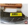 Image 5 : Alaska Highway Ulu Knife : c/w Wooden Stand