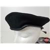 Image 7 : (5) Berets : (4) Black & (1) Navy Blue
