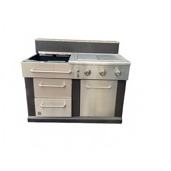Master Forge Outdoor Kitchen Grill Station With Sink and Granite Pieces