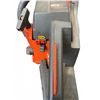 Image 5 : Husqvarna 40 Chainsaw Gas Powered