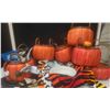 Image 3 : 7 Pumpkin-Shaped Baskets, Royal Doulton Dish, Towels, Gas Hose, Spoon