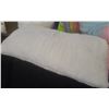 Image 2 : Children's Bedding Bundle With Unicorn Plush, Pillows and Throw