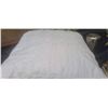 Image 10 : Home Decor Lot: Wreath, 12 Pyramid Crackers, Pillow, Chafing Dish, Aquatico, Lights