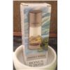 Image 3 : Bowls, Plates, Oil Spritzer, Mug, Knife Sharpener, Mixing Bowls