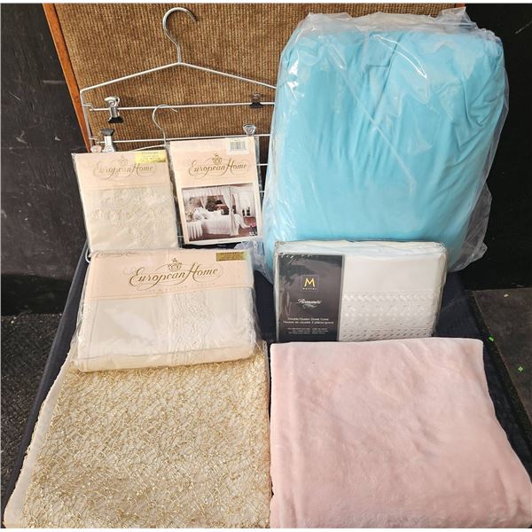 Bedroom Linens: Duvet Cover, Pillow Shams, Comforter and More