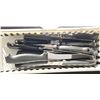 Image 8 : Bakeware, Glass Bowls, Flatware, Knife Set, Harman Table Runner