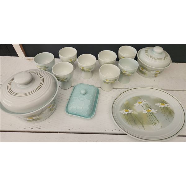 Royal Doulton Daisyfield Lambethware Lot