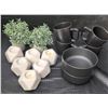 Image 1 : Lot: Kitchenware and 6 White Candle Holders