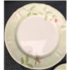 Image 2 : Bowring Porcelain Dinnerware Set, Floral Pattern, 20 Pieces